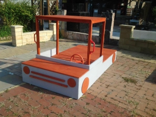 Pick Up Plat�s Teheraut� homokoz� szerelve festve